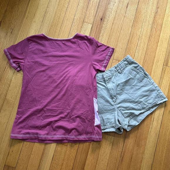 adorable multicolored pink tee with floral embroidery by giahoi !! - Picture 2 of 8